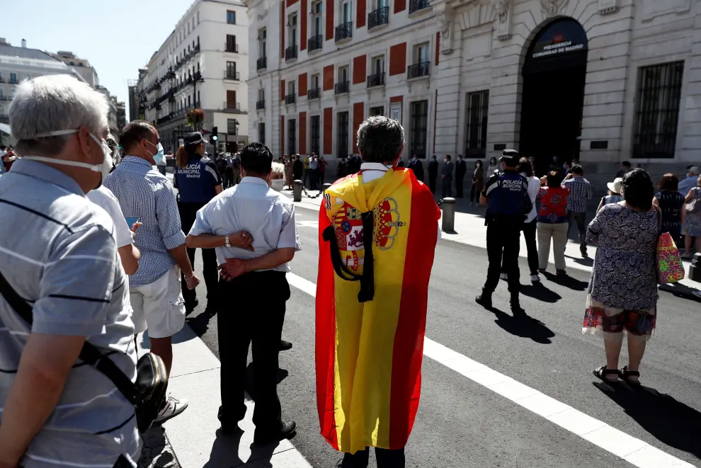Minuto de silencio en la Puerta del Sol de Madrid
