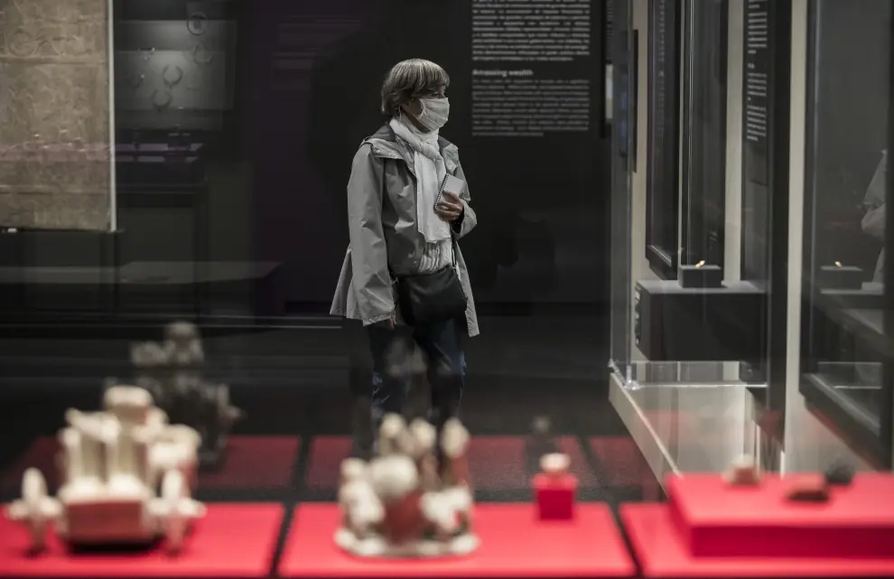 Caixafórum Zaragoza ha reabierto este 1 de junio sus puertas al público con la exposición 'Lujo. De los asirios a Carlo Magno'