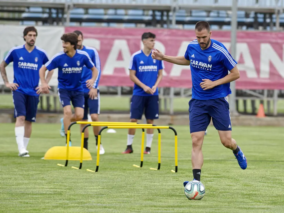 Primer entrenamiento en grupo del Real Zaragoza.