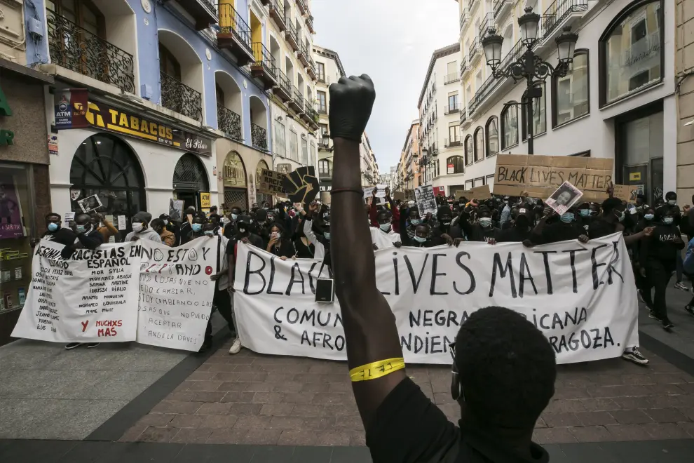 Manifestación contra el racismo en Zaragoza.