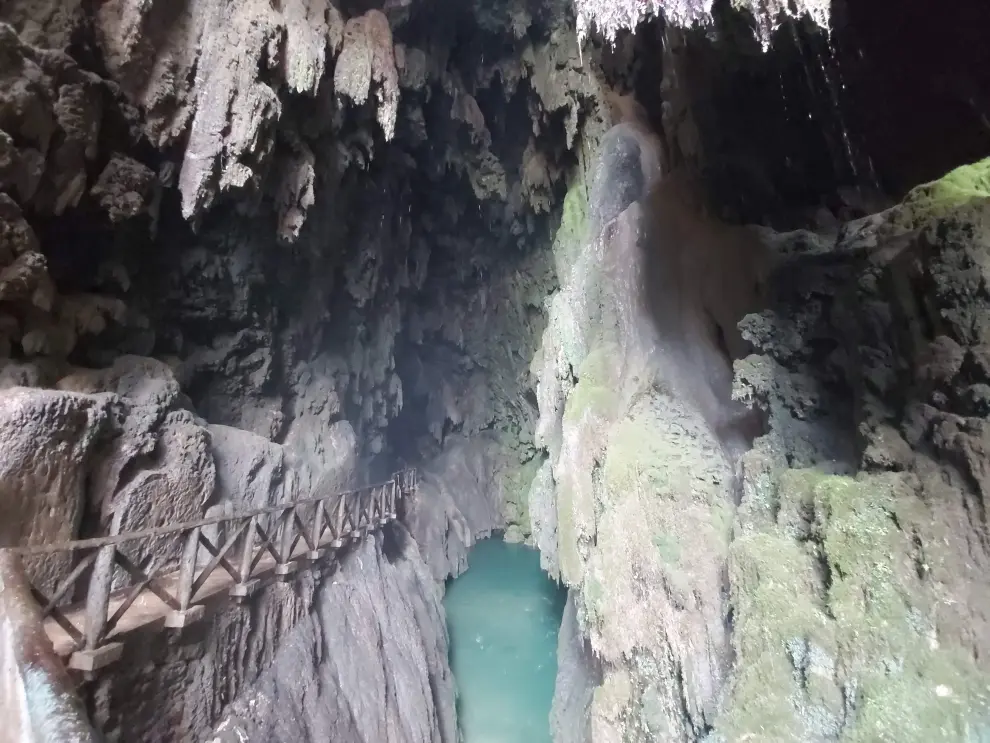 La gruta Iris es otro de los espacios que se pueden ver en el Monasterio de Piedra.