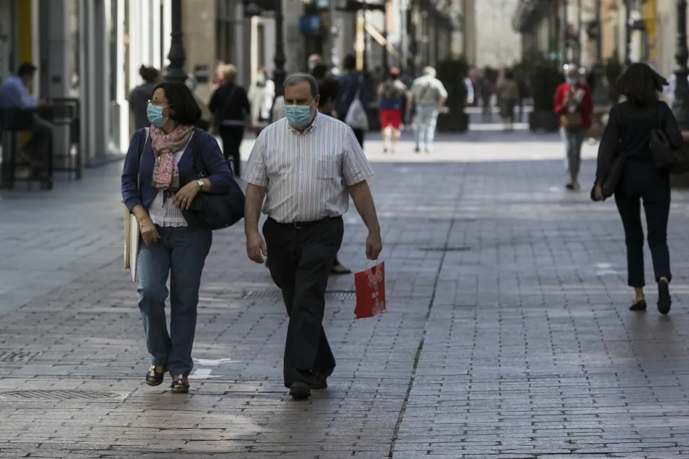 Aumenta la afluencia de personas en el centro de Zaragoza en la fase 3.