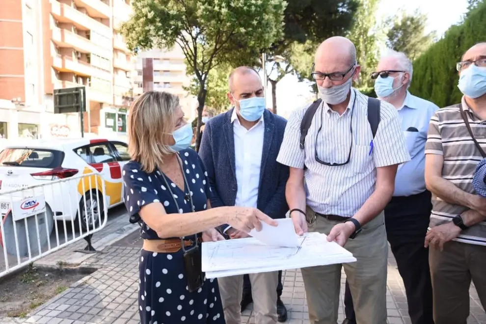 Cuatro meses de obras para renovar una gran tubería en la avenida de Navarra de Zaragoza