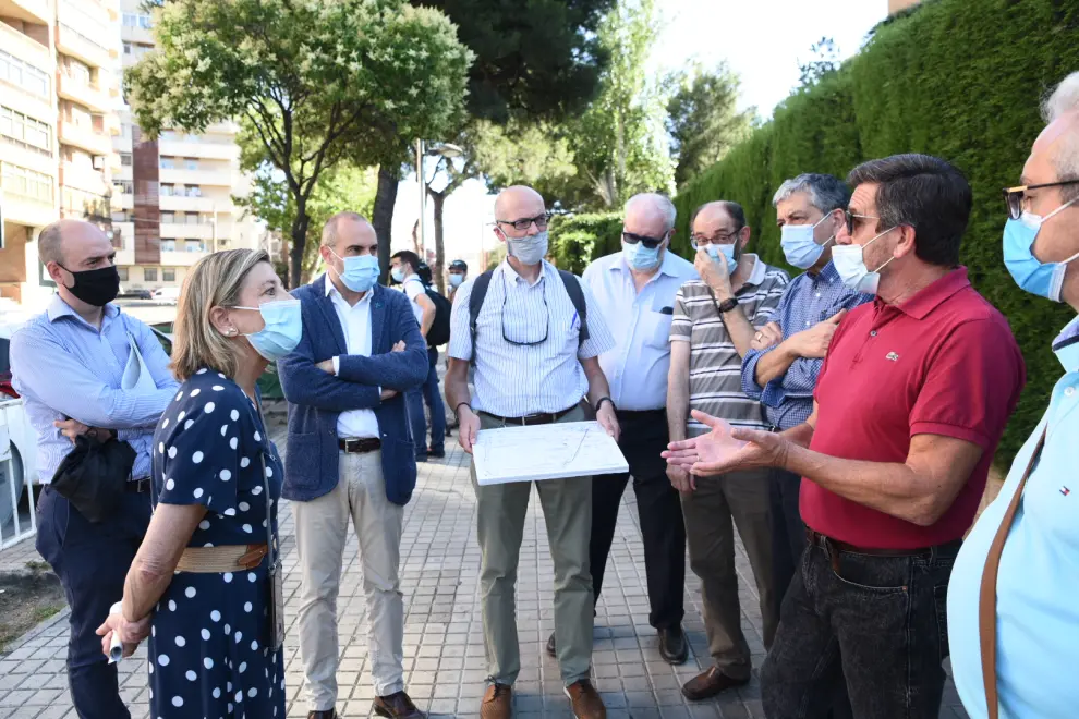 Cuatro meses de obras para renovar una gran tubería en la avenida de Navarra de Zaragoza