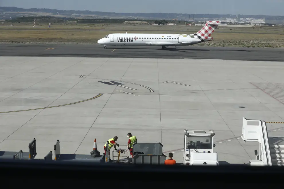 Primer vuelo tras el confinamiento en el Aeropuerto de Zaragoza.