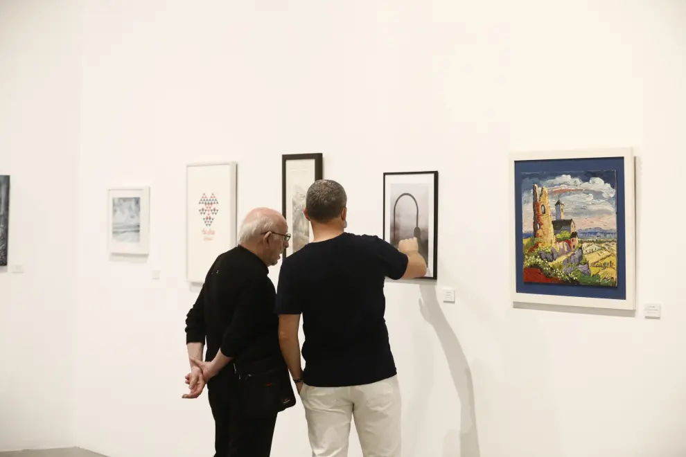 La exposición de Aspanoa cumple 25 años y reúne a casi un centenar de artistas en el Pablo Serrano