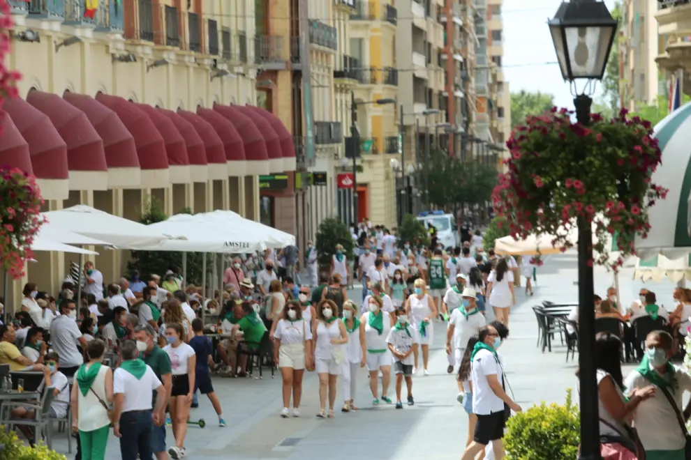 Los Porches de Huesca, con menos gente que en un San Lorenzo habitual