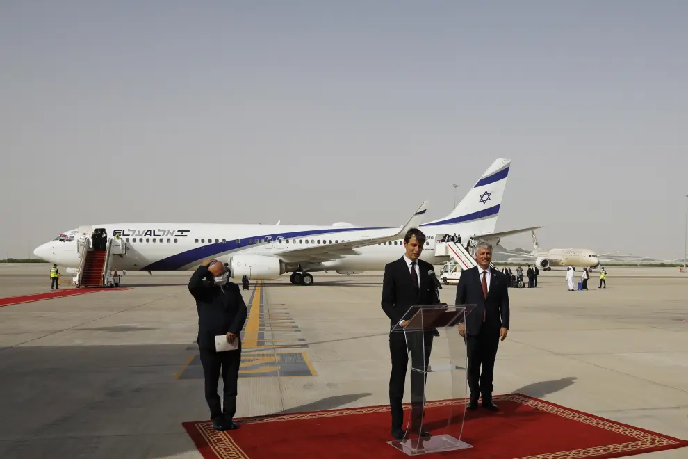 Histórico primer vuelo comercial entre Israel y Emiratos Árabes.