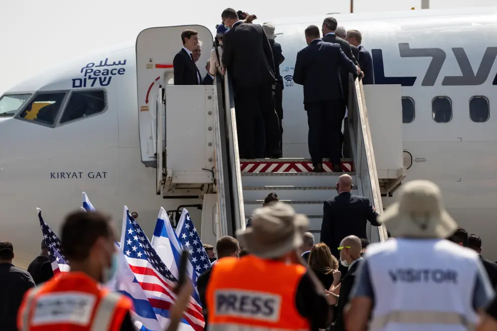 The El Al's plane which will carry Israeli and U.S. delegations is seen before the departure to Abu Dhabi, at Ben Gurion Airport, near Tel Aviv, Israel August 31, 2020. Heidi Levine/Pool via REUTERS [[[REUTERS VOCENTO]]] ISRAEL-EMIRATES/USA