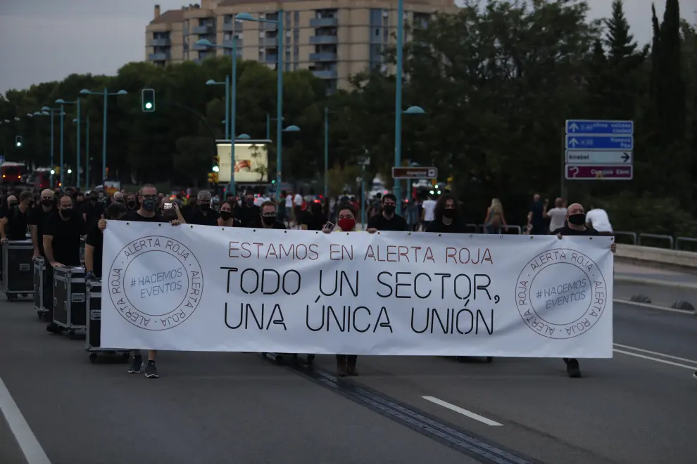 Alerta Roja: Los gremios del espectáculo lanza un SOS silencioso en Zaragoza