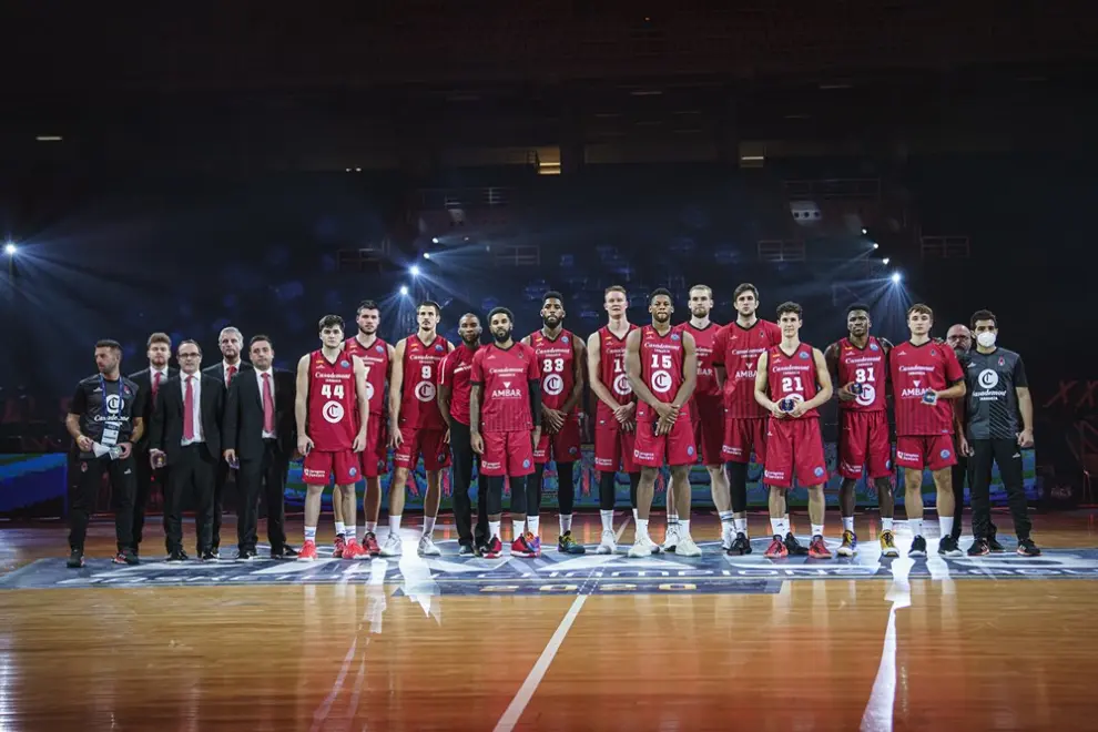Foto del partido Dijon-Casademont Zaragoza, de Basketball Champions League