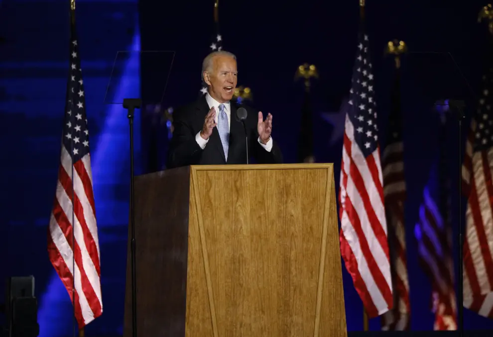 Democratic 2020 U.S. presidential nominee Joe Biden speaks at his election rally, after the news media announced that Biden has won the 2020 U.S. presidential election over President Donald Trump, in Wilmington, Delaware, U.S., November 7, 2020. REUTERS/Jim Bourg [[[REUTERS VOCENTO]]] USA-ELECTION/BIDEN