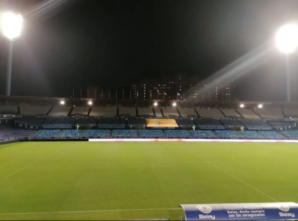 La Romareda, donde a las 21.00 se juega este domingo el Real Zaragoza-Fuenlabrada.