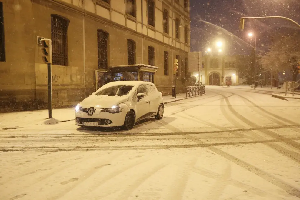 Nieve en Huesca capital este sábado por la borrasca Filomena