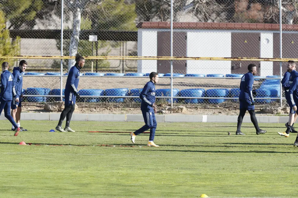 El Real Zaragoza ha entrenado este martes por la mañana. Una sesión preparatoria para el partido que el viernes enfrentará al Real Zaragoza con la Ponferradina.