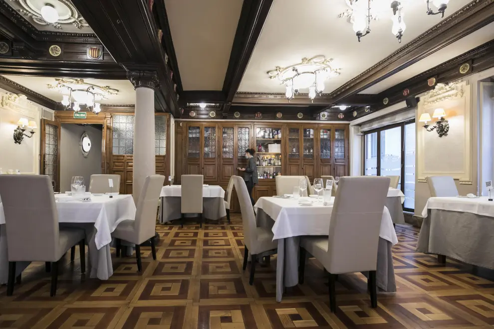 Casa Lac, en el Tubo de Zaragoza, se considera el restaurante con la licencia más antigua de España.