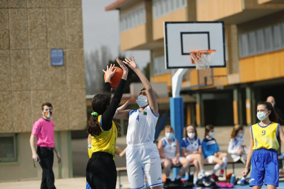 El deporte aragonés vuelve a la competición un año después: actividad en el Colegio Marianistas