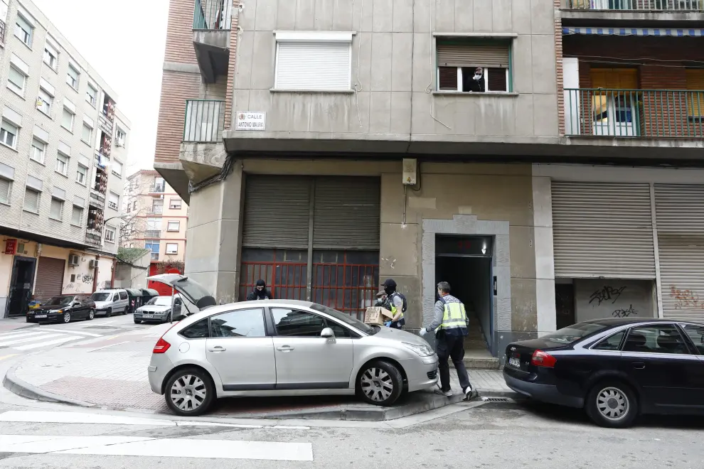 La Policía Nacional ha desplegado un operativo en el barrio de San José de Zaragoza contra las bandas latinas.