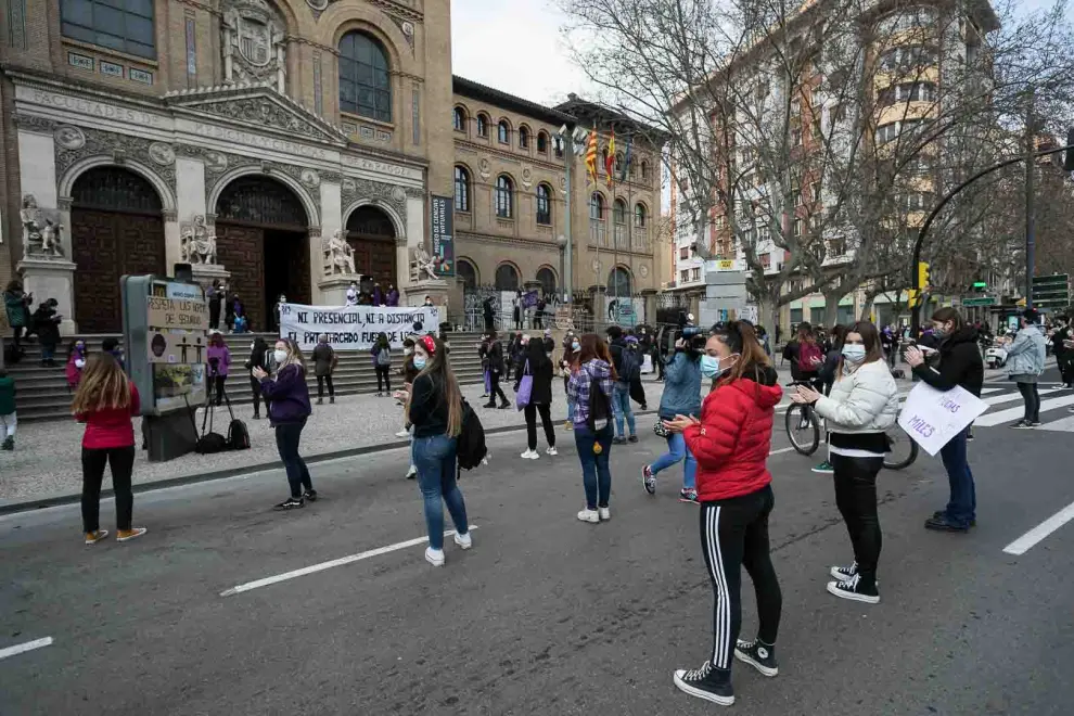 Concentraciones por el Día de la Mujer en Zaragoza.
