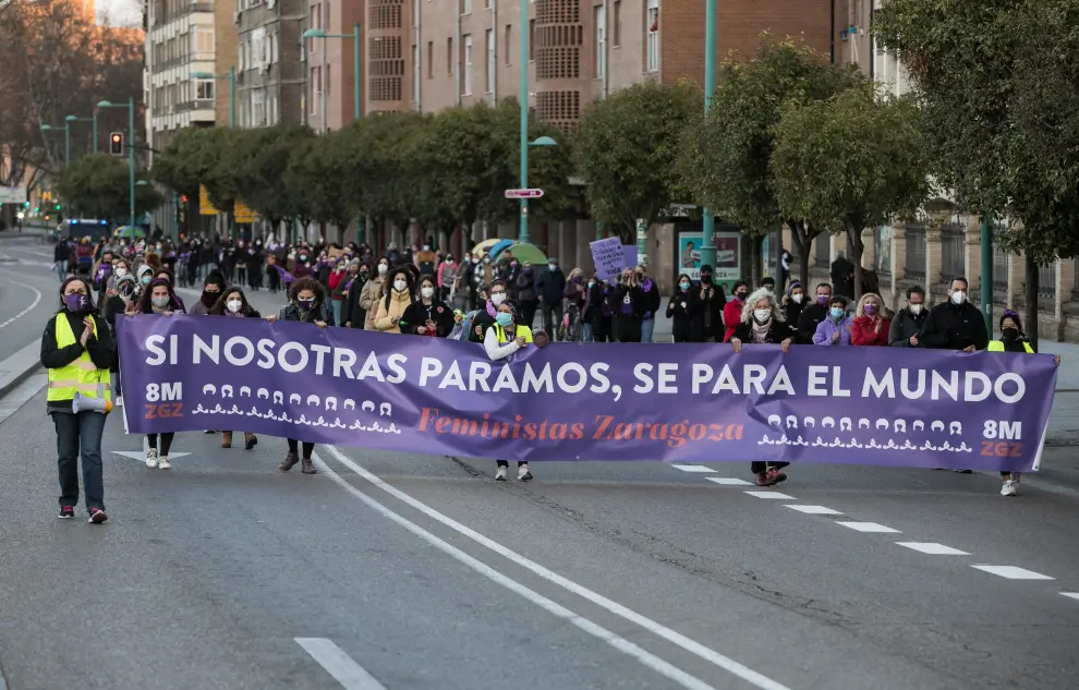 Marchas y concentración en la plaza del Pilar de Zaragoza.
