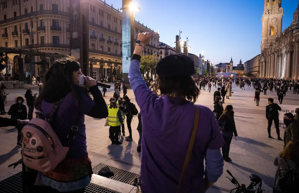 Marchas y concentración en la plaza del Pilar de Zaragoza.