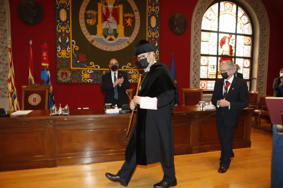 José Antonio Mayoral ha tomado posesión este viernes 12 de marzo como rector de la Universidad de Zaragoza.