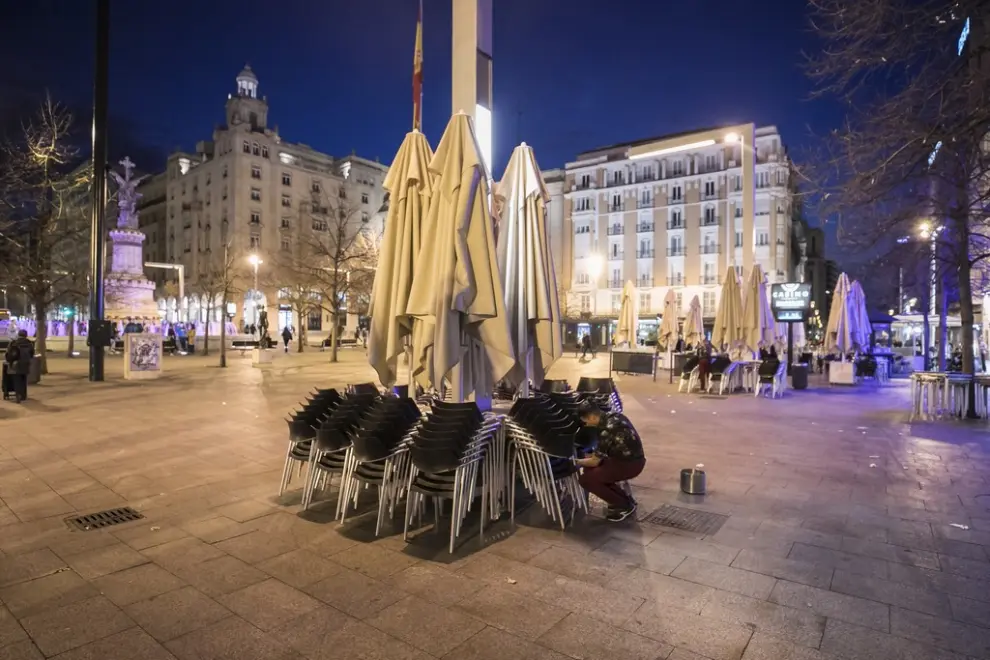 Patrullas militares por el centro de Huesca / 18-03-2020 / Foto Rafael Gobantes [[[FOTOGRAFOS]]][[[HA ARCHIVO]]]