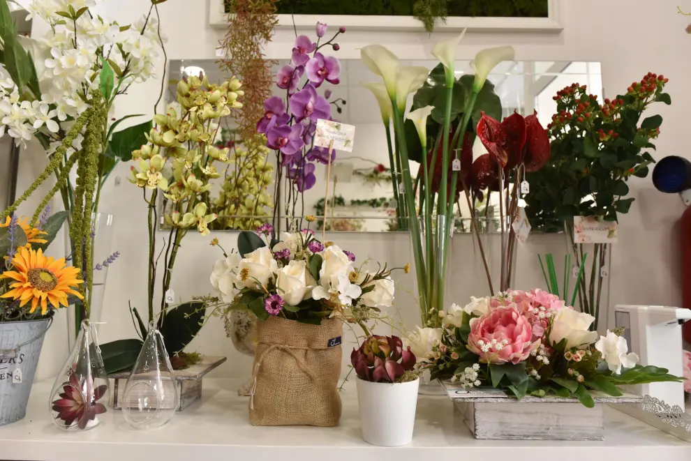 Flores Ohana, comercio de flores y plantas artificiales en la calle Princesa de Zaragoza