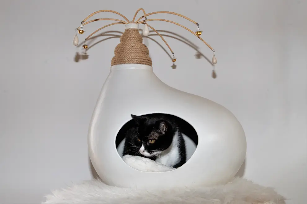 Casa de cerámica para gatos.