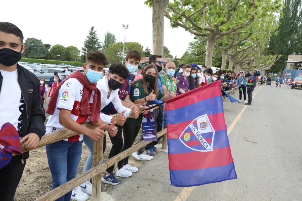 La afición, fiel junto a la SD Huesca