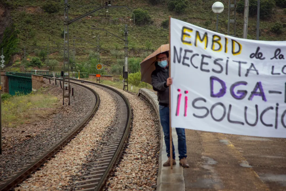 Nuevas protestas en los andenes aragoneses para reivindicar los trenes regionales.