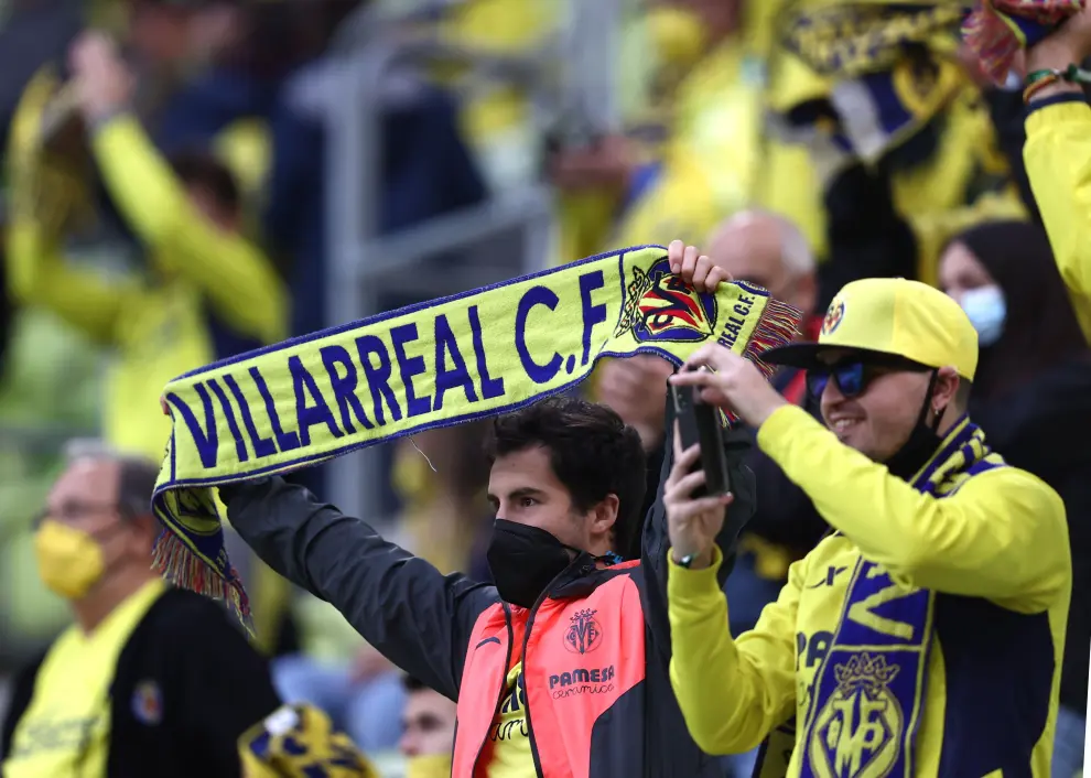 Gdansk (Poland), 26/05/2021.- Villarreal supporters before the UEFA Europa League final soccer match between Villarreal CF and Manchester United in Gdansk, Poland, 26 May 2021. (Polonia) EFE/EPA/Michael Sohn / POOL Villarreal CF vs Manchester United