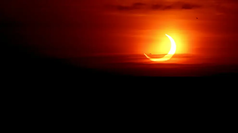 Solar eclipse is observed in St. Catharines