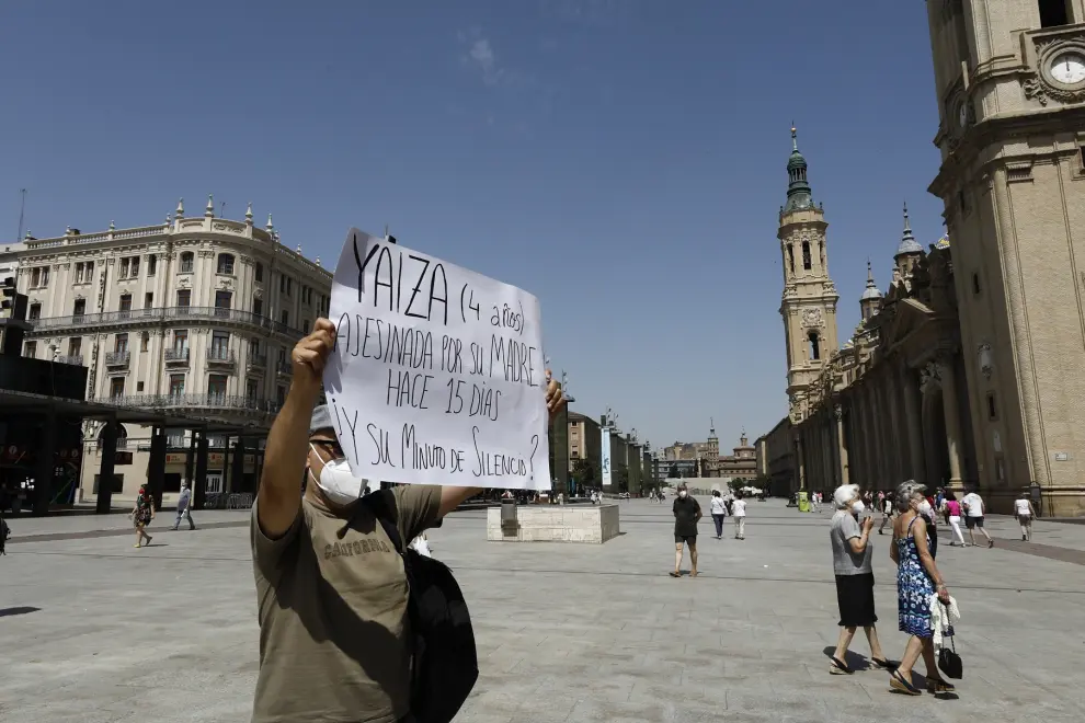 Concentración en repulsa por la violencia de género en Zaragoza