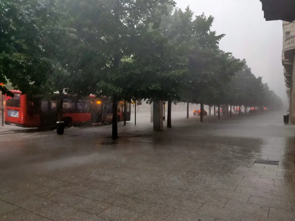 Fuerte tormenta en Zaragoza