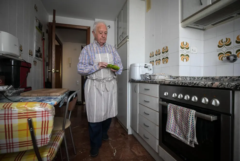 Francisco Javier Iriarte, médico retirado de 87 años, y hasta hace apenas unos meses; presidente del Consejo Aragonés de Personas Mayores (Coapema).
