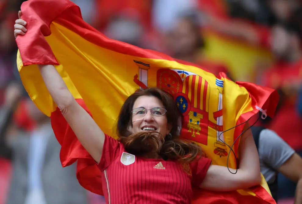 Soccer Football - Euro 2020 - Semi Final - Italy v Spain - Wembley Stadium, London, Britain - July 6, 2021 Spain fans before the match Pool via REUTERS/Laurence Griffiths[[[REUTERS VOCENTO]]] SOCCER-EURO-ITA-ESP/REPORT