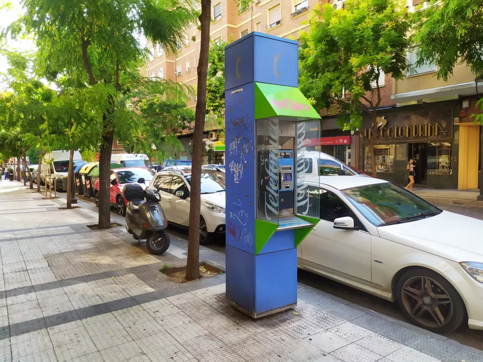 El estado de la mayoría de las cabinas telefónicas de Zaragoza es muy malo.