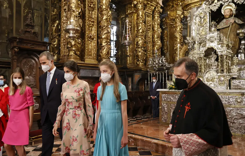 Los reyes de España presiden la ofrenda al Apóstol Santiago