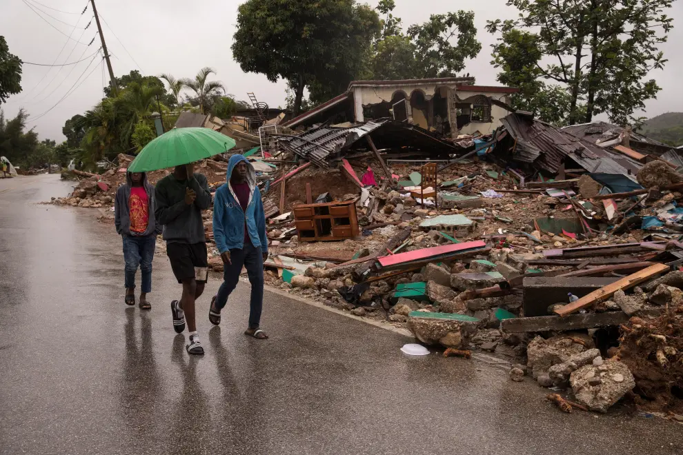 Fuertes lluvias caen en la zona más afectada por el terremoto en Haití