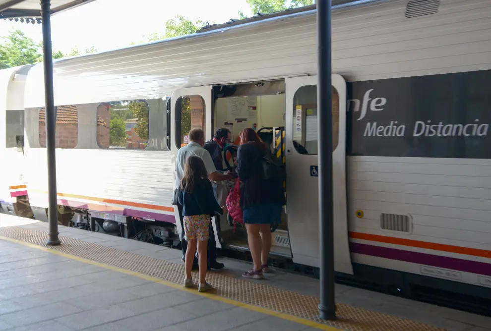 Los daños provocados por las lluvias han obligado a cortar la línea ferroviaria Zaragoza-Teruel