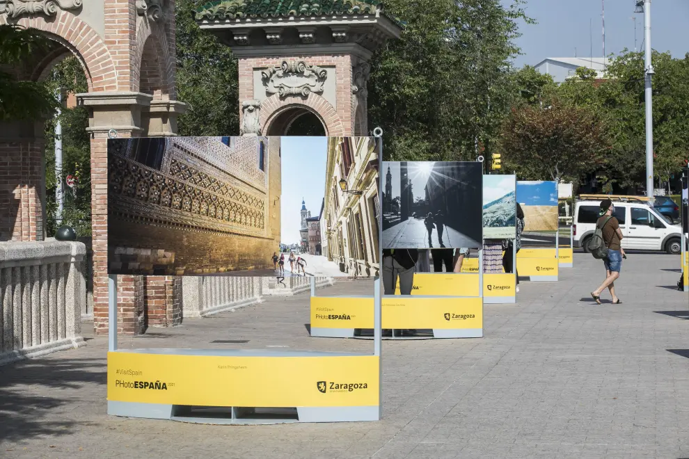 Exposición de PhotoEspaña 'Visit Spain' en el parque Grande José Antonio Labordeta de Zaragoza