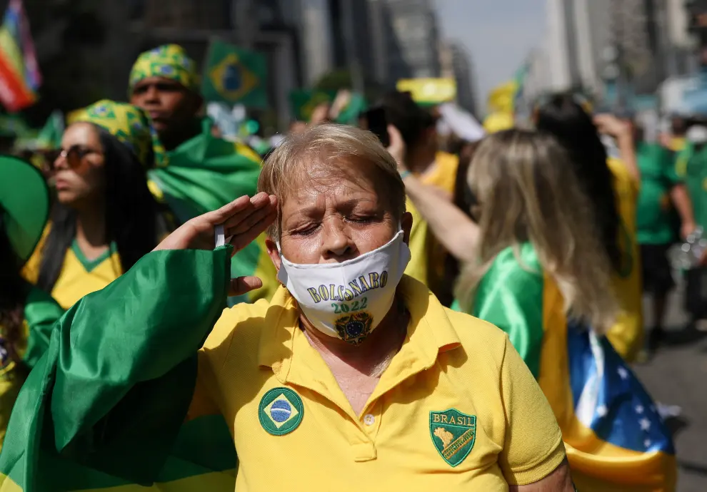 President Bolsonaro supporters march in support of his attacks on the country's Supreme Court, in Sao Paulo
