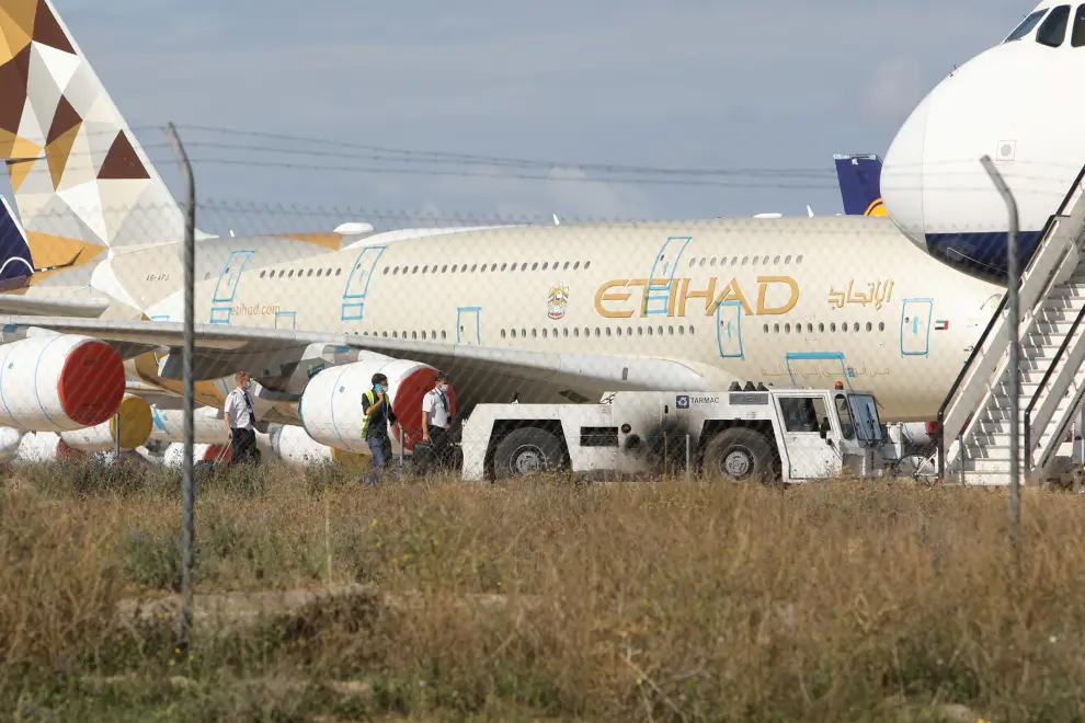 El Airbus A380 despega del aeropuerto de Teruel