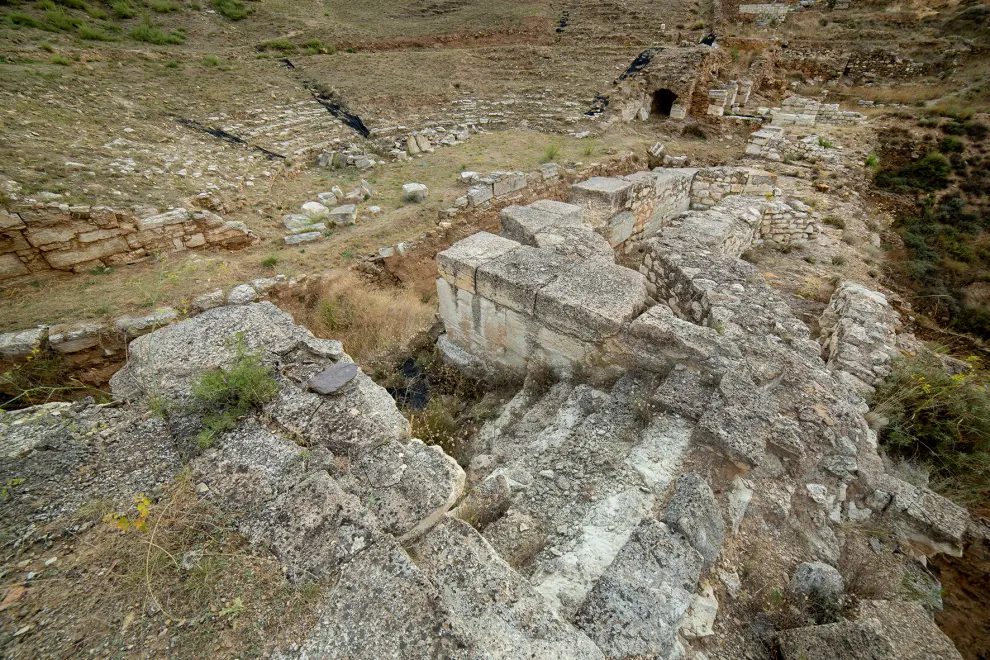 Imágenes de las ruinas de Bílbilis en la colina de Bámbola de Calatayud.