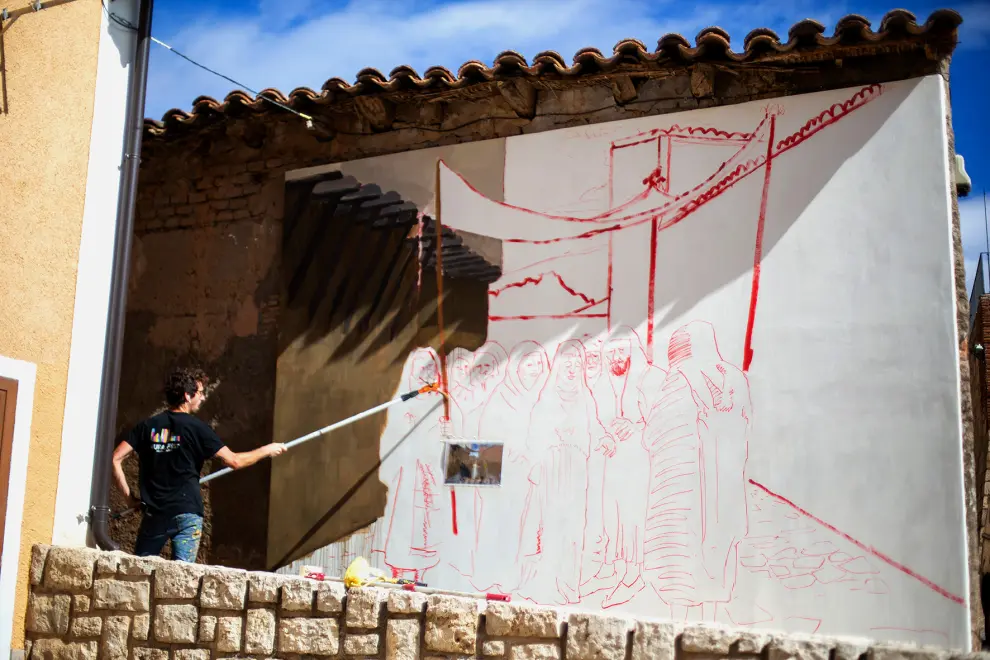 Daroca abre una pared a su pasado con el proyecto 'Lienzos con Historia'.