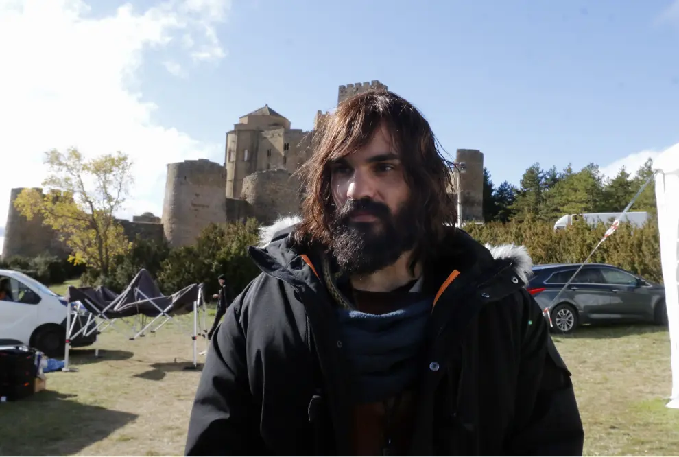 El equipo de 'Irati' ha estado dos semanas rodando en el castillo de Loarre.