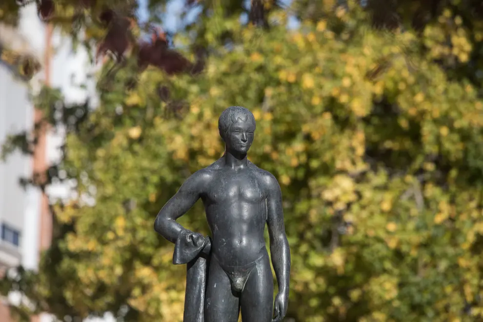 La escultura ‘Muchacho desnudo en la playa’ y el homenaje a Gargallo.
