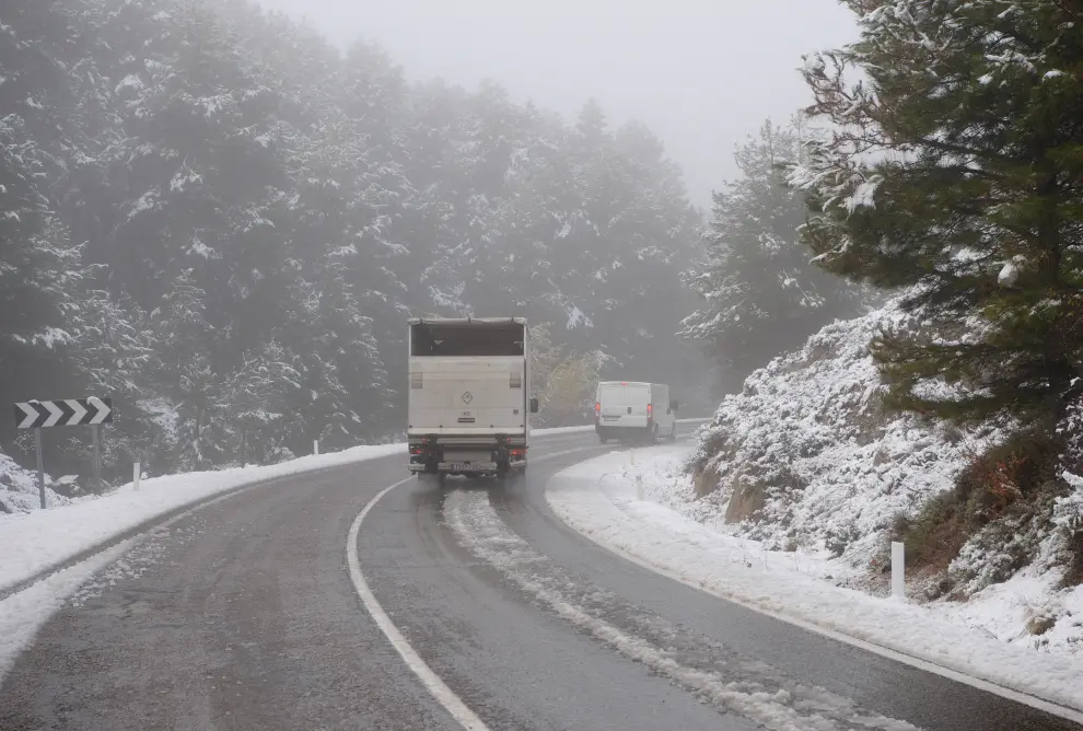 Temporal de nieve en Teruel carretera A-226.