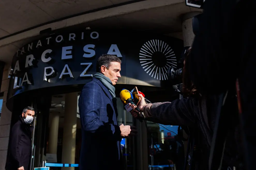 El presidente del Gobierno, Pedro Sánchez, llega al velatorio de Almudena Grandes.